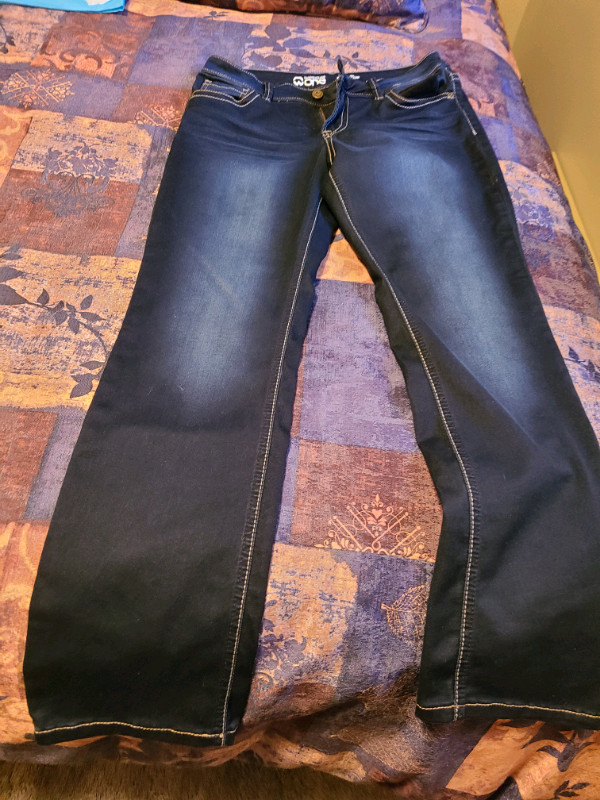 Warehouse Jeans in Women's - Bottoms in Brandon - Image 2