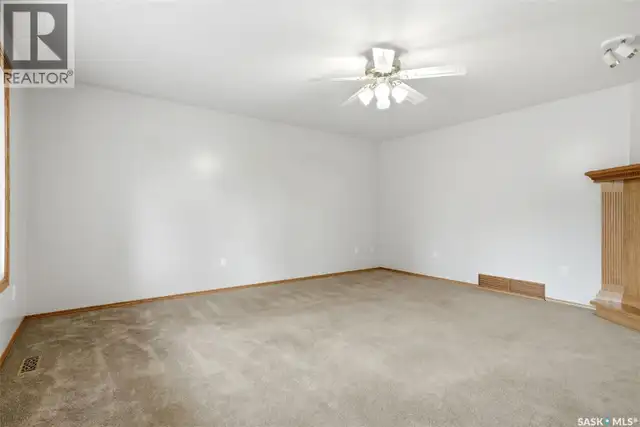 292 Regina AVENUE Katepwa Beach, Saskatchewan in Houses for Sale in Regina - Image 6