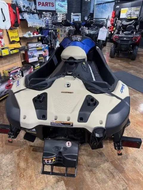 2025 Sea Doo Spark 1up Trixx w/Sound in Personal Watercraft in St. Albert - Image 3
