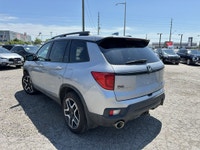 SPECIAL LIMITED-TIME OFFER Add a 2-Year Powertrain Warranty with Unlimited KMS For Just $699 With th... (image 4)