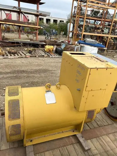 Visit www.globalpower.ca for larger photos and more details! Serial: C26-P020-102 kW: 300 Volts: 480...