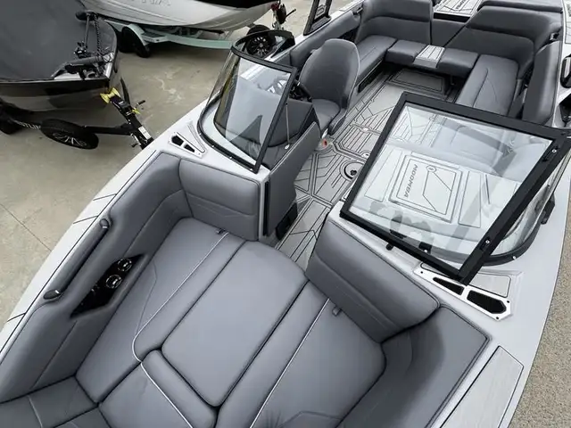 2025 Moomba Mojo in Powerboats & Motorboats in Edmonton - Image 12