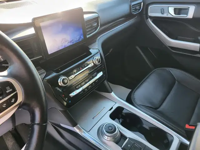 Ford Explorer Limited 20226063876509643673622