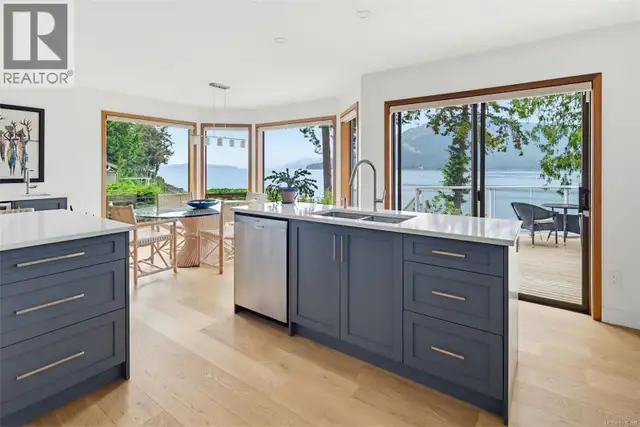 958 Lands End Rd North Saanich, British Columbia in Houses for Sale in Victoria - Image 19