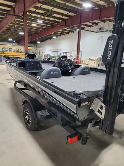 2018 LOWE STINGER 198-150 MERCURY-LOADED,LOW HRS,FINANCING, View more