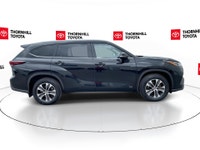 Thornhill Toyota Proudly Presents This Black 2025 Toyota Highlander Hybrid with XLE AWD Package, Fea... (image 9)