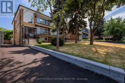 UNIT 3 - 75 GARTHDALE COURT Toronto (Bathurst Manor), Ontario