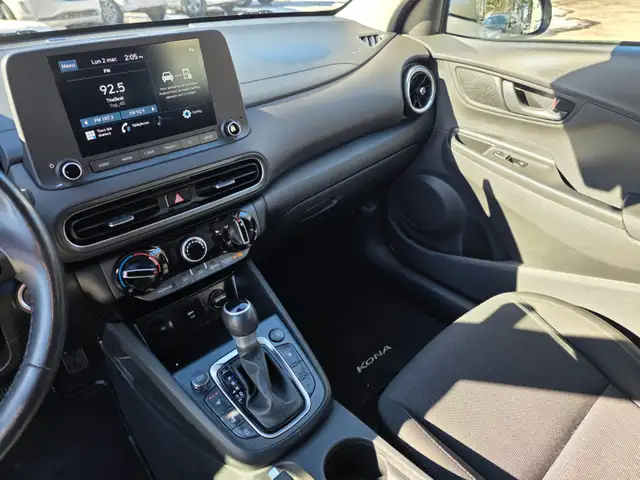 2023 Hyundai Kona Preferred in Cars & Trucks in Laval / North Shore - Image 16