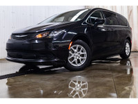**ACCIDENT FREE - MECHANICALLY CERTIFIED** ORIGINAL FACTORY PRICE $46,985 46,592 KM This 2022 Chrysl... (image 3)