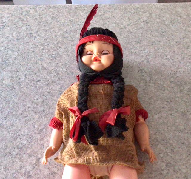 Poupée amérindienne, poupée petite indienne de collection 1960 dans Art et objets de collection  à Ville de Montréal