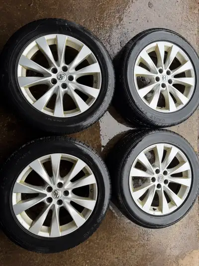 RIMS 19" OEM TOYOTA VENZA RIMS WITH TPMS 5x114.3 TIRES 245 55 19 Goodyear Eagle Sport Tread Depth 8...