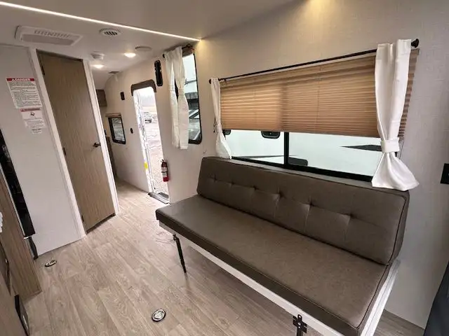 2026 FOREST RIVER SALEM FSX 189RTK in Travel Trailers & Campers in London - Image 12