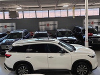 **MONTH-END SPECIAL!!! ****FORMER DAILY RENTAL** FEATURING : AWD, PANORAMIC ROOF, 7 PASSENGER SEATIN... (image 2)