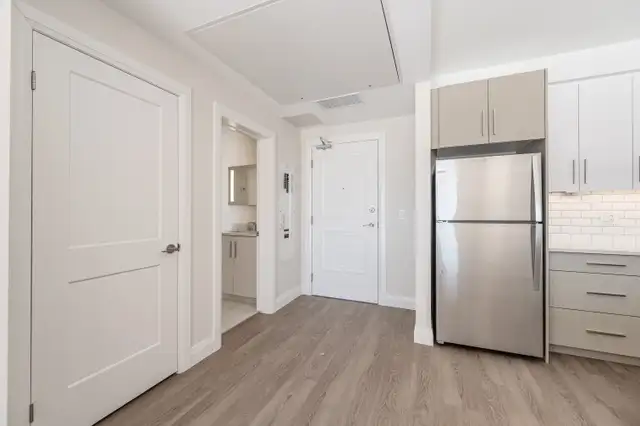 Newer 1 Bedroom Suites Available - Special Promo!! in Long Term Rentals in Kitchener / Waterloo - Image 3