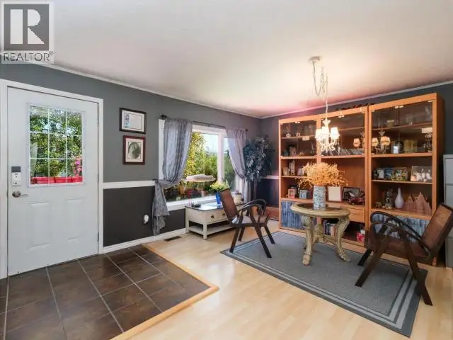 2001 CENTENNIAL STREET Whitehorse, Yukon in Houses for Sale in Whitehorse - Image 8