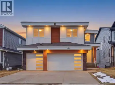 LUXURY LIVING | CANAL BACKING | 50 X 114 WALKOUT LOT | 2 MASTER BEDROOMS | 9 FEET CEILINGS THROUGHOU...