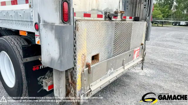 2010 MANAC 45' DRY VAN REMORQUE FERME AVEC HAYON ELEVATEUR in Heavy Equipment in Longueuil / South Shore - Image 11