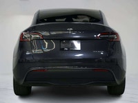 This 2024 Tesla Model Y Long Range | Autopilot | Dual Motor is a local Ontario vehicle with a clean... (image 7)