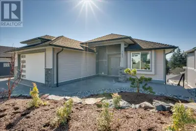 This brand new level entry walk out basement home has an EnerGuide Rating 79.2. Square footage of 35...