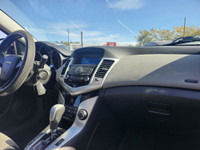 GARANTIE 1 ANS CREDIT DIRECT EN LIGNE AU WWW.AUTO-INTERNET.CA WOW 2015 CHEVROLET CRUZE TOUT EQUIPE A... (image 3)