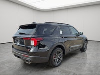 PANORAMIC ROOF, LED HEADLIGHTS, TOW HITCH, POWER LIFTGATE, NAVIGATION SYSTEM Prepare to be impressed... (image 7)