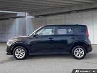 Aluminum Wheels,Tires - Rear All-Season,Brake Assist,Privacy Glass,ABS,Fog Lamps,Power Door Locks,Au... (image 3)