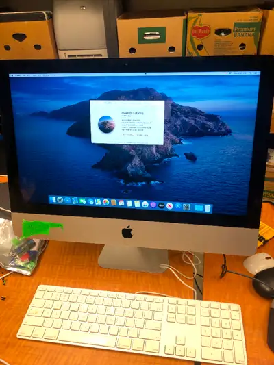 iMac 21.5" Slim Body, View more