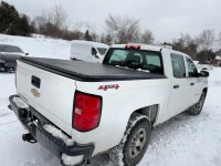 2014 Chevrolet Silveradio 1500 with auto air conditioning, power doors, power locks, power steering,... (image 5)