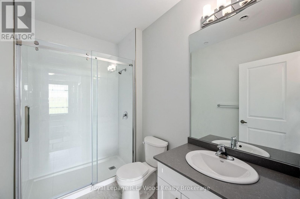 31 ANNE STREET Aylmer, Ontario 4