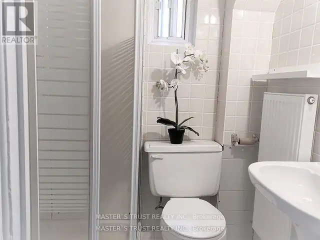 623 O' CONNOR DR DRIVE Toronto (East York), Ontario in Houses for Sale in City of Toronto - Image 28