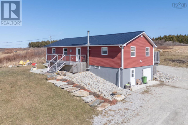 4256 Highway 1 Beaver River, Nova Scotia in Houses for Sale in Yarmouth - Image 3