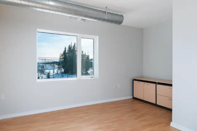 Great Office Space Available!!! Felix Robitaille, Realtor ® in Commercial & Office Space for Rent in Whitehorse - Image 6