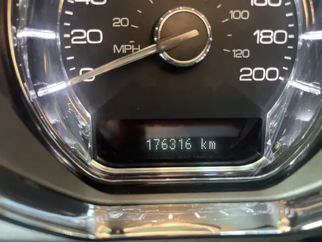 2010 Lincoln MKT 5339192172852121616