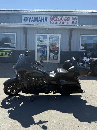 This is a really nice motorcycle and ready to ride, get some nice weekends in and nice rides. Come t...