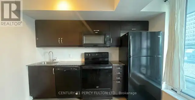 208 - 30 MEADOWGLEN PLACE Toronto (Woburn), Ontario in Long Term Rentals in Markham / York Region - Image 10
