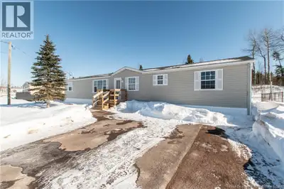 Welcome to 68 Hayward Lane in the desirable Cross Creek community! This well-maintained 3-bedroom, 1...