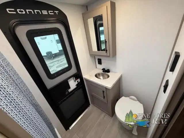 2026 KZ Connect C312BHKSE in Travel Trailers & Campers in Moncton - Image 25