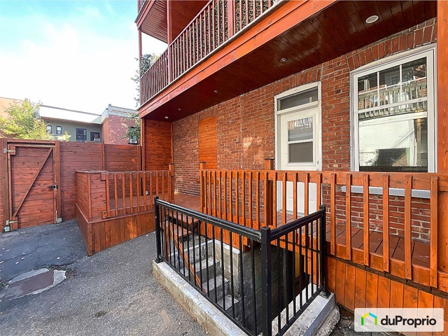 $979,500 - Triplex for sale in Mercier / Hochelaga / Maisonneuve — photo 3