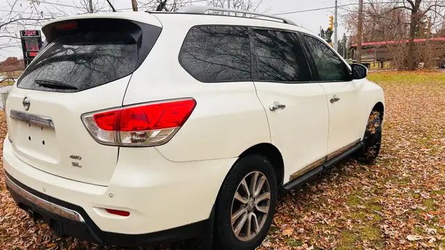 2016 Nissan Pathfinder S in Cars & Trucks in Oakville / Halton Region - Image 5