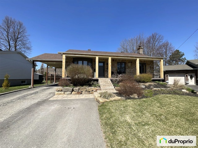 $669,999 - Bungalow for sale in St-Eustache — photo 1
