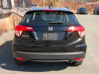 [40,512 km AC / Tilt & Telescopic Steering / Power Windows-Mirrors-Locks-Keyless Entry / Cruise Cont... (image 4)