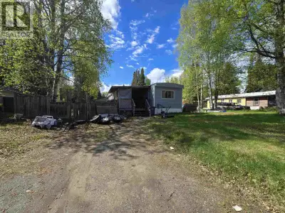 HANDYMAN SPECIAL - Bring your tool belt along for this one. 4 beds, 1 bath. Furnace is recent. There...