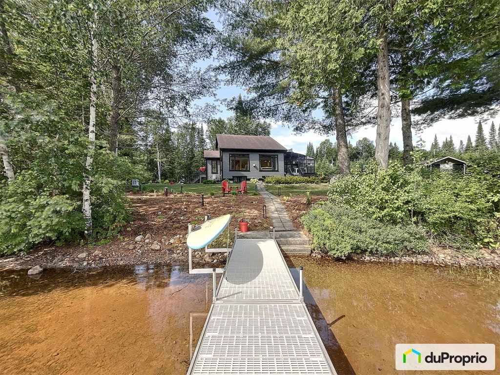 $1,150,000 - 1 1/2 Storey for sale in St-Donat — photo 2