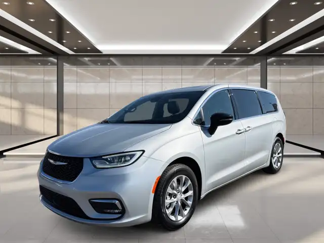 2026 Chrysler Pacifica Limited FWD