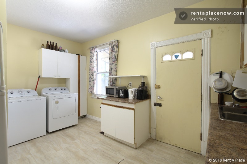 Rooms in Centretown Ideal for uOttawa & Carleton Students Now Room Rentals & Roommates