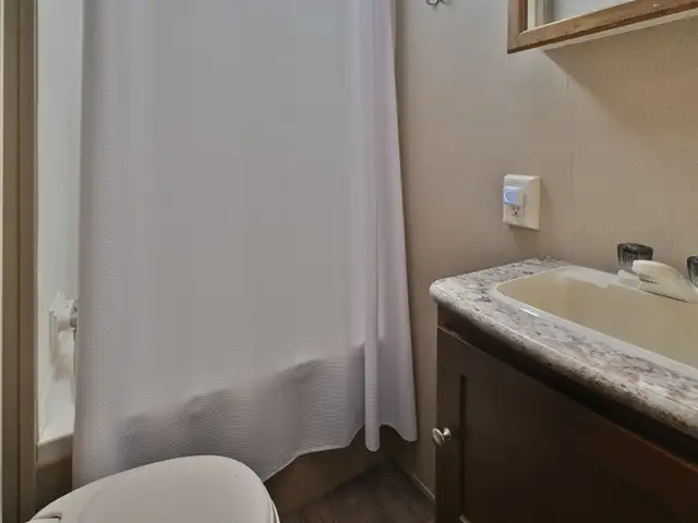 2016 Aspen Trail 2710BH in Travel Trailers & Campers in St. Albert - Image 13