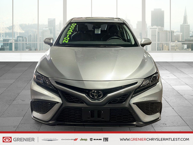 2024 Toyota Camry dans Autos et camions  à Ville de Montréal - Image 2