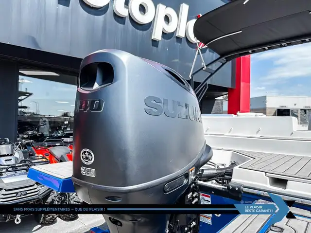 2023 STARCRAFT SVX 211 OB 140hp deck boat bateau Ponte in Powerboats & Motorboats in Laval / North Shore - Image 7