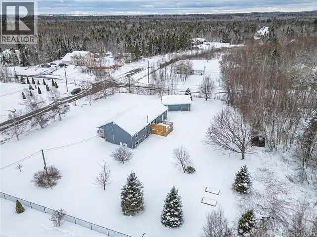 64 Thompson Avenue Burton, New Brunswick in Houses for Sale in Fredericton - Image 13