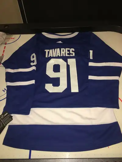 Toronto Maple Leafs youth XL Tavares, View more
